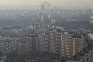 С 15 мая по 15 июня 2017 года в Москве пройдет беспрецедентное голосование жителей пятиэтажек о включении их домов в проект программы реновации пятиэтажного жилищного фонда. Фото: "Вечерняя Москва"