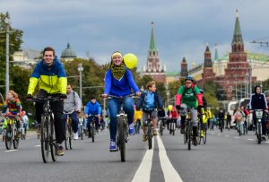 Велопарад организован в поддержку развития велоинфраструктуры. Фото: «Вечерняя Москва»