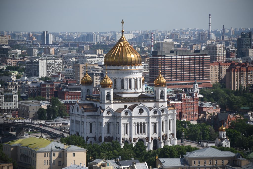 Почти 400 тысяч верующих поклонились мощам Николая Чудотворца в Москве