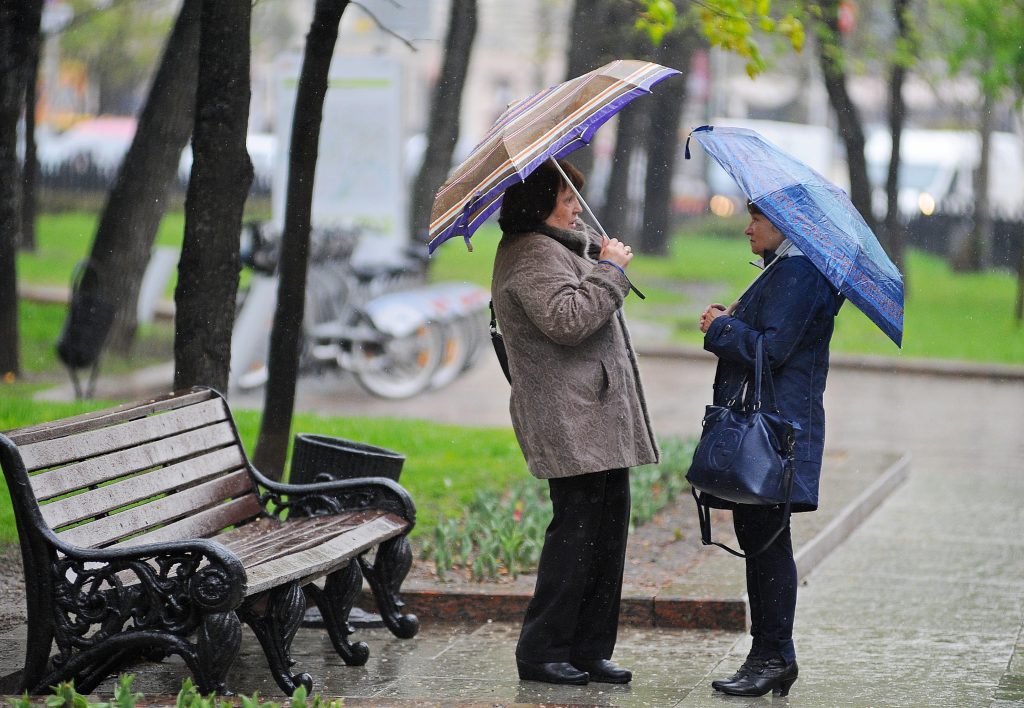 На 13 число Москве пообещали выпадение 10 процентов июньской нормы дождя