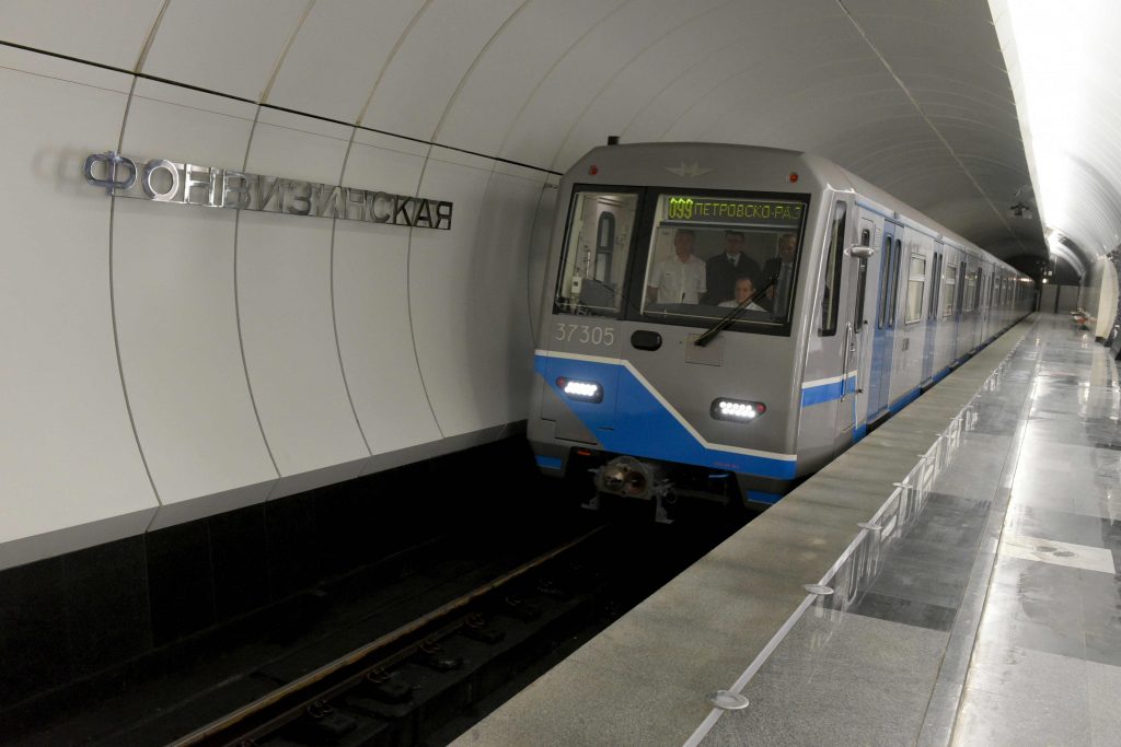 После инцидента с пассажиром восстанавливается «салатовая» ветка метро Москвы