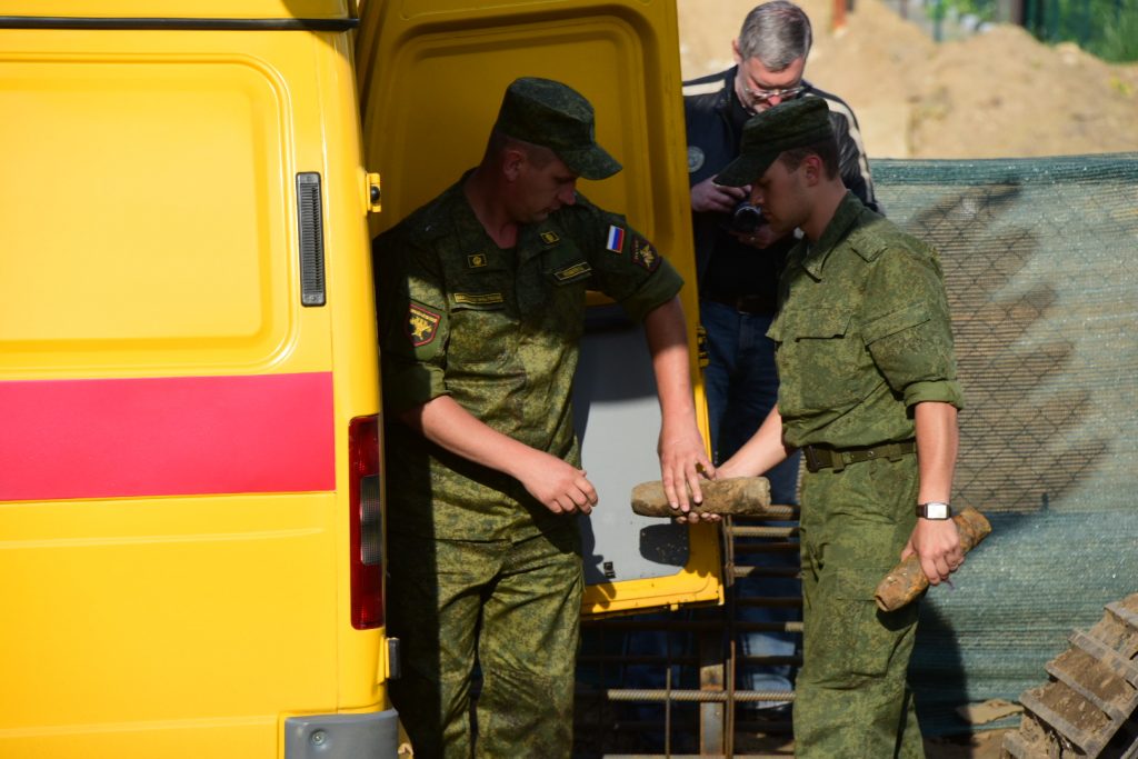До 80 снарядов, мин и гранат вывезли саперы из московской квартиры