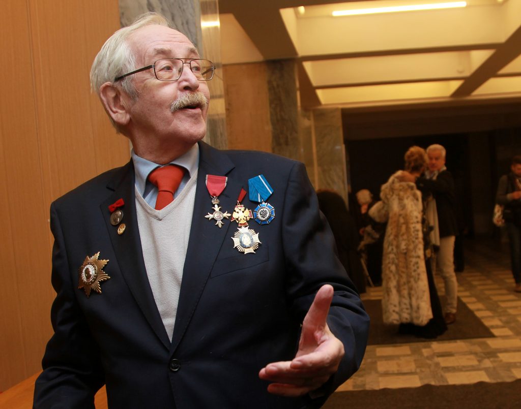 Мэр Москвы поздравил Василия Ливанова с 82-летием