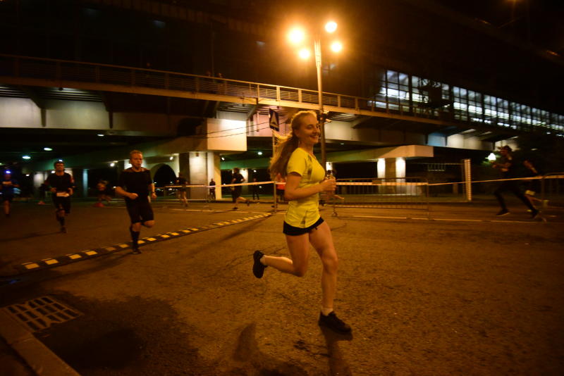 На Ночной забег вышло более шести тысяч марафонцев
