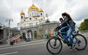 Протяженность маршрута третьего Ночного велопарада составит 16 километров. Фото: «Вечерняя Москва»