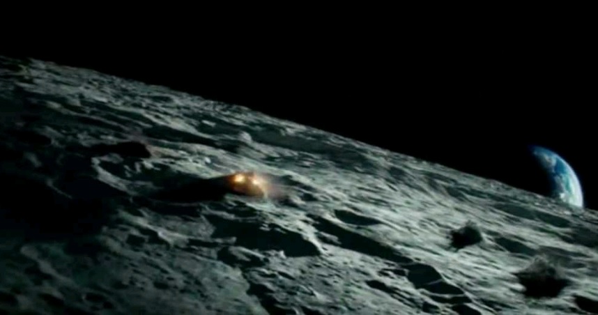Парящий на Луне «дом пришельцев» обескуражил NASA