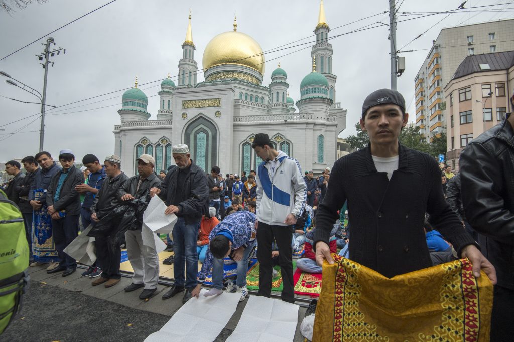 Празднование Курбан-байрама у Московской соборной мечети посетят 150 тысяч мусульман