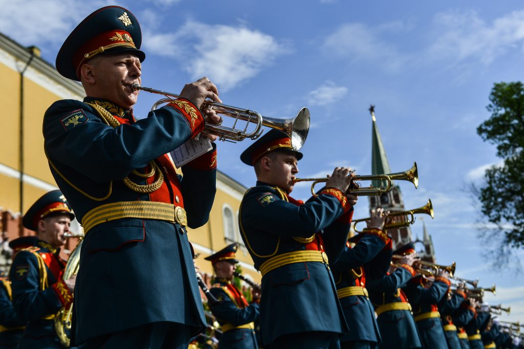 Военно-музыкальный фестиваль «Спасская башня» охватит 12 парков Москвы