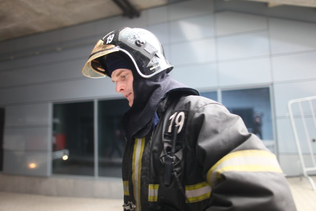 Сотрудники МЧС опровергли сообщение о пожаре в центре Москвы