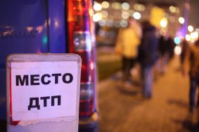 В Москве выясняются причины аварии с участием полицейской машины