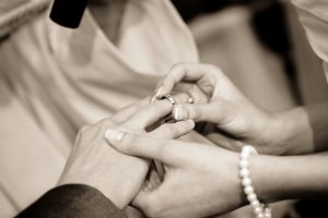 26 августа в Мемориальной квартире Александра Пушкина пройдут церемонии бракосочетания. Ожидается, что в этот день свои отношения узаконят шесть пар. Фото: pixabay.com