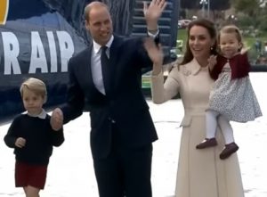 Пара уже воспитывает принца Джорджа и принцессу Шарлотту. Фото: скриншот YouTube