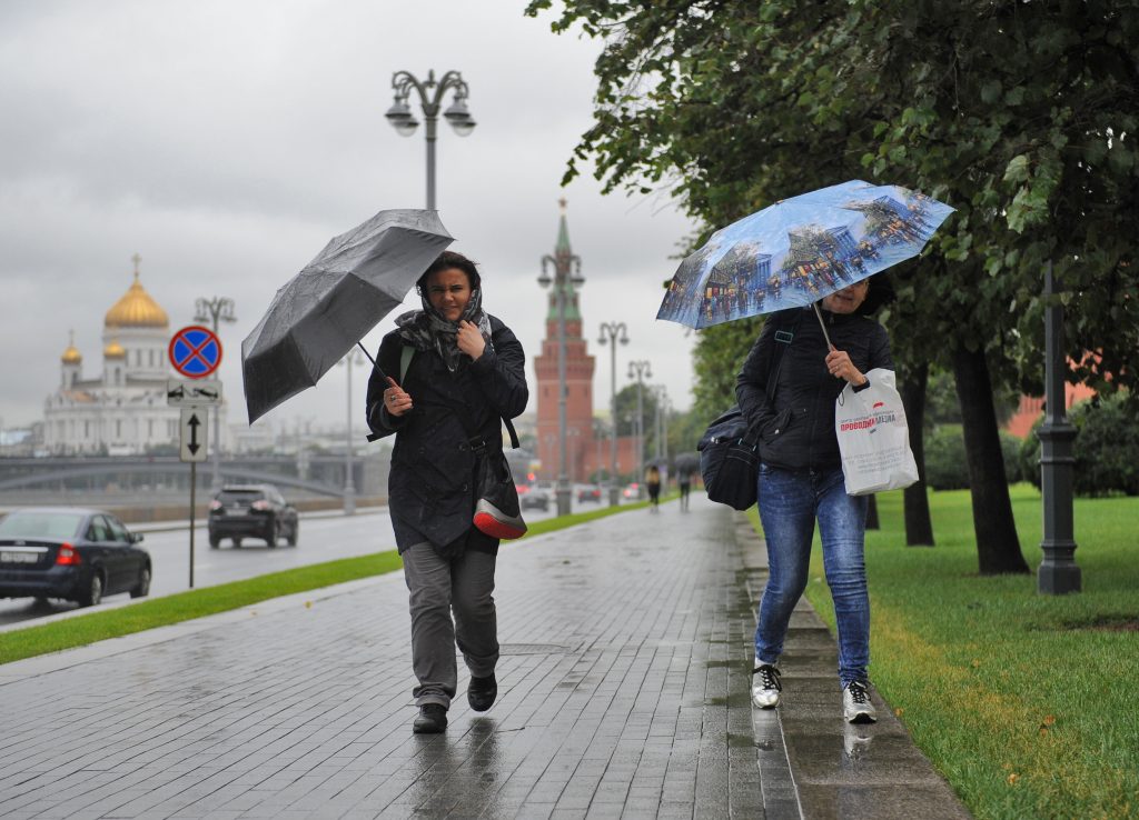 Москва погрузится в «циклоническую депрессию» на выходных