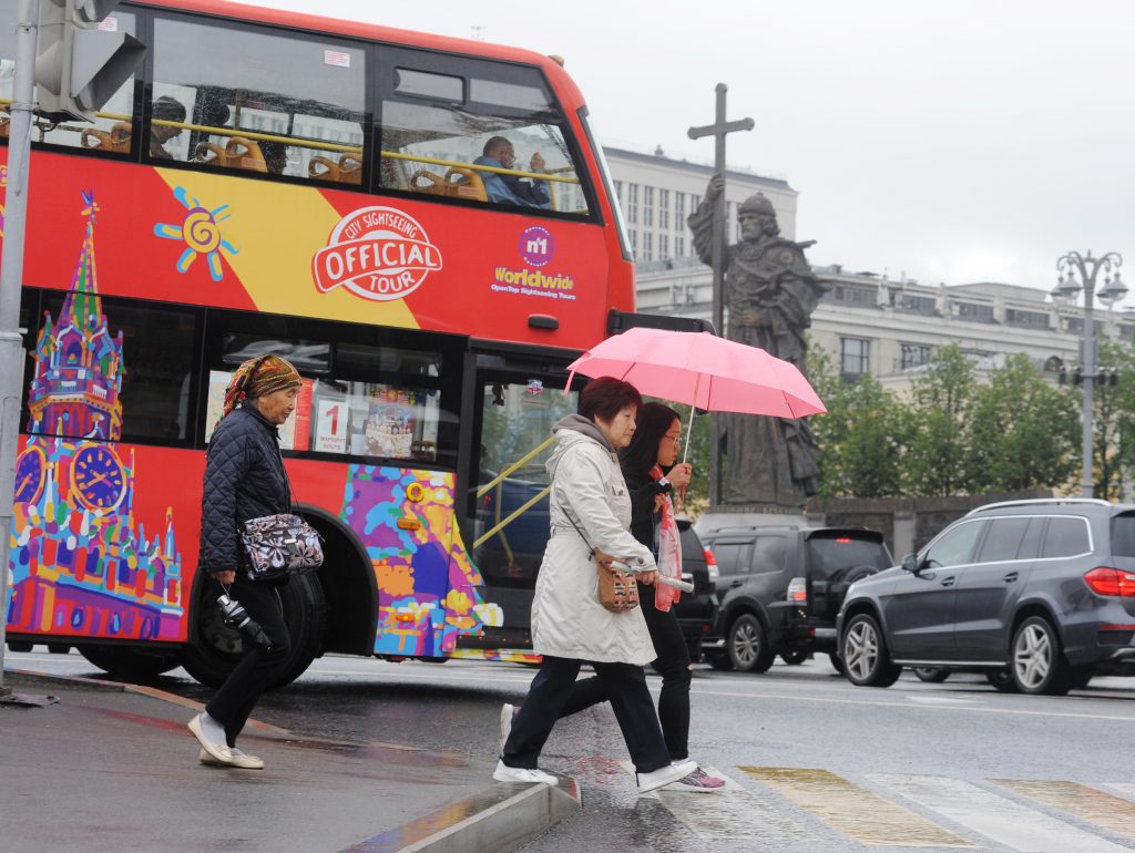 Москва получит отдельные парковки для туристических автобусов