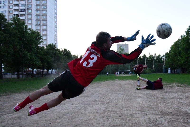 Сыграть в мини-футбол могут все желающие в возрасте от 16 лет. Фото: Антон Гердо, "Вечерняя Москва"