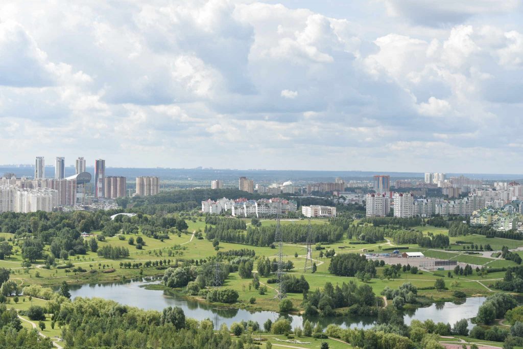Москва решила продать два коммерческих здания в Новопеределкине