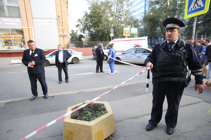 Угрозы взрыва по трем адресам в центре Москвы оказались ложными