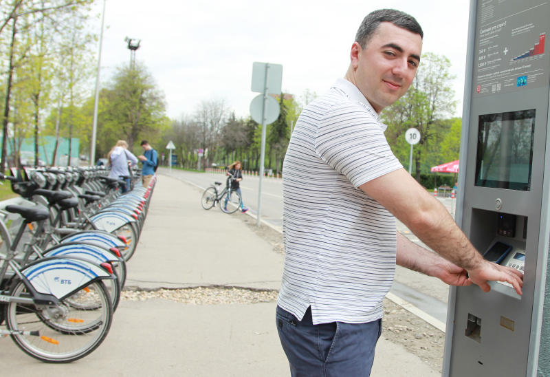 Свыше 500 тысяч поездок совершили москвичи на городских велосипедах