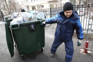 Проблему с мусорными баками решат в Большом Козихинском переулке