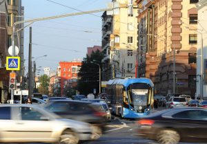 Горожан перевозят трамваи нового поколения «Витязь-М». Фото: Александр Кожохин, «Вечерняя Москва»