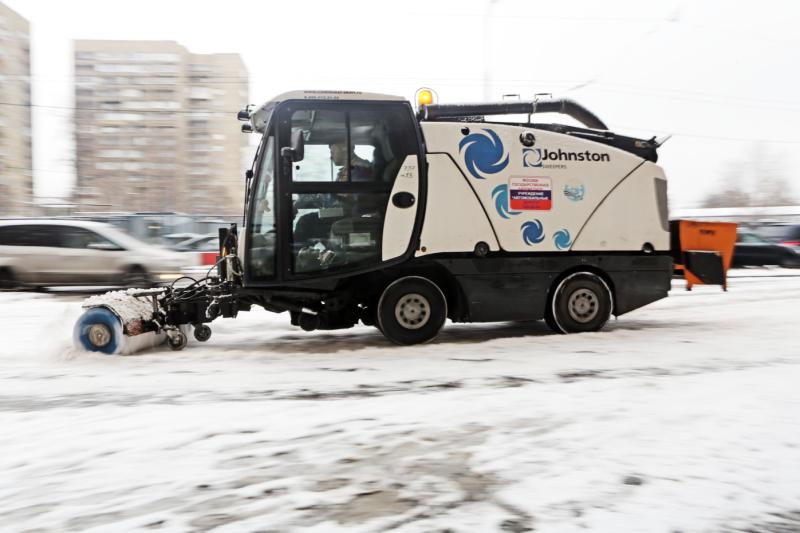 Около 30 единиц техники для уборки снега закупили в районе Хамовники