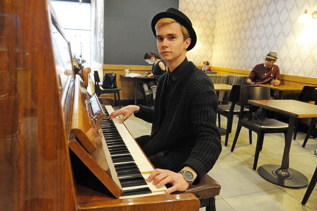 Молодые активисты Пресненского района организуют концерт фортепианной музыки