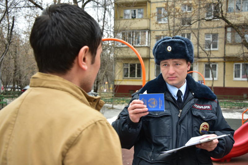 В центре Москвы сотрудники полиции выявили факт незаконной миграции