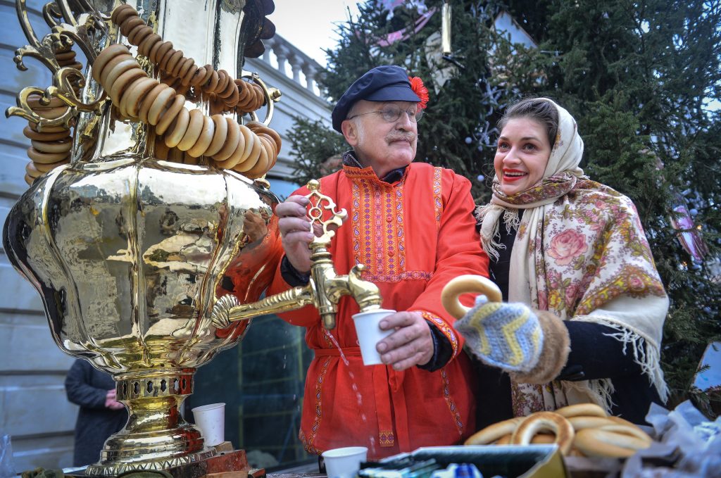 Повара ведущих московских ресторанов приготовят угощения для гостей фестиваля «Путешествие в Рождество»
