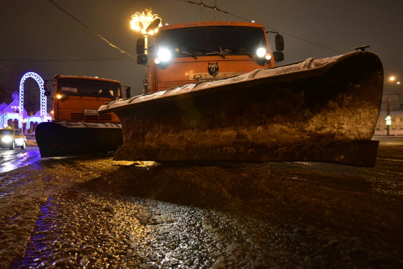 Улицы Москвы повторно очистили после снегопада