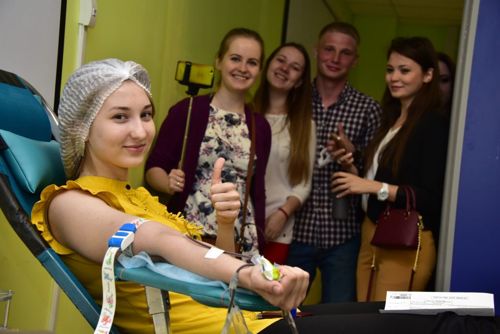 Почти 20 тысяч москвичей стали донорами крови в 2017 году