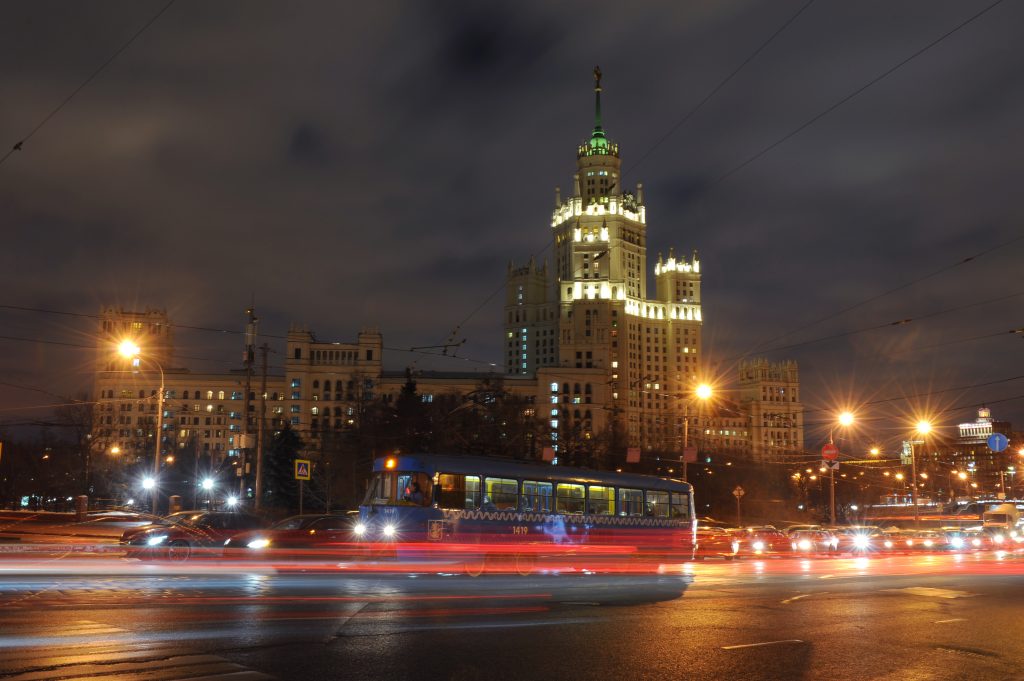 Работа московского транспорта продлится в ночь перед Рождеством 