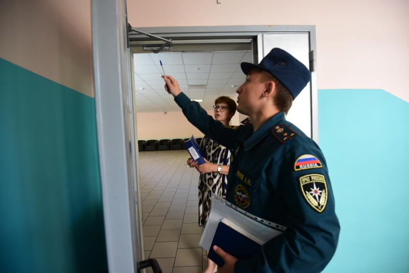 Проверки по безопасности проведена в районе Якиманка. Фото: Антон Гердо