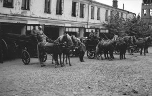 1908–1914 годы. На тушение пожаров сотрудников 9 части возили черные лошади