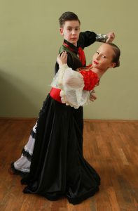 Максим Драгони и Ангелина Саблина показали на фестивале испанский танец. Фото: Наталия Нечаева, «Вечерняя Москва»
