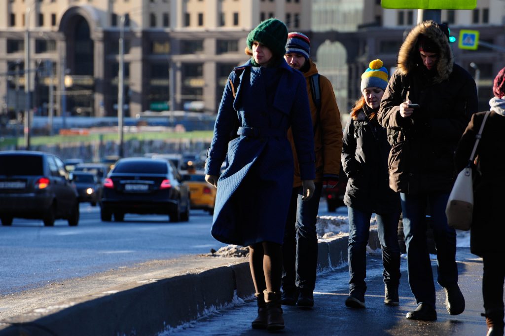 В пятницу на улицах Москвы вновь потеплеет