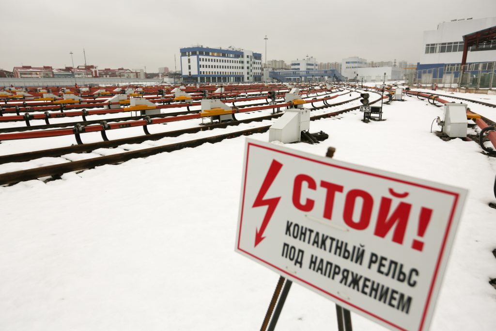 Снегопад «перевел» метро Москвы на усиленный режим работы