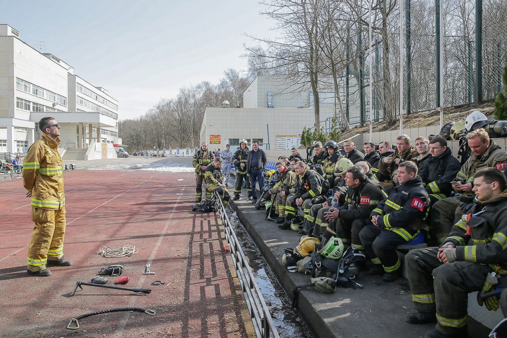 Сорудники подразделений пожарно-спасательного гарнизона г. Москвы принимали участие в экспериментальных занятиях