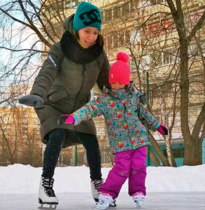 Участники конкурса «Москва. Дети» вспоминают зимние забавы. Фото: пользователя Instagram sunnypeople78