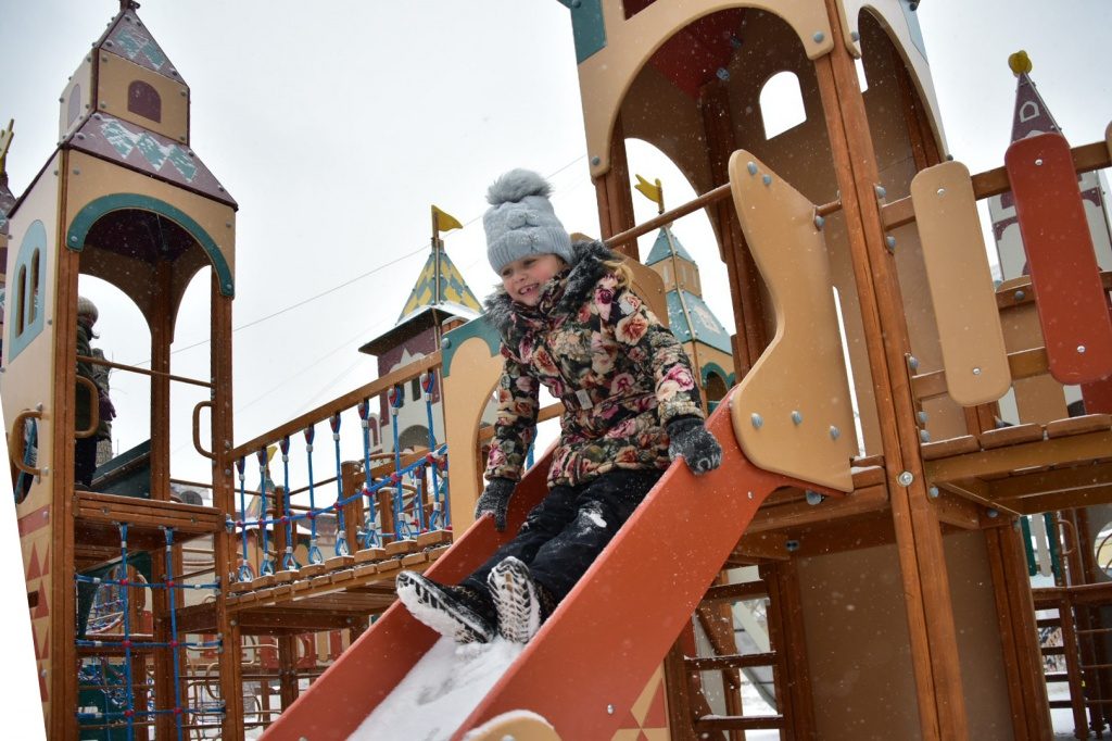 Инвентарь для ремонта детских площадок подготовили в районе Якиманка