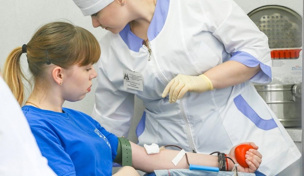 Мобильный пункт для переливания крови появится в Юридическом университете