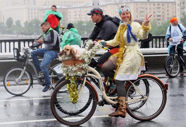 Более 30 тысяч человек поучаствовали в Московском велопараде