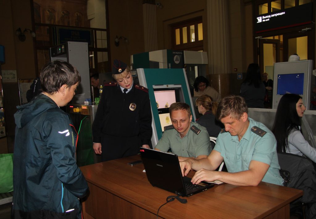 Судебные приставы Москвы приняли участие в оперативно-профилактическом мероприятии «Должник»