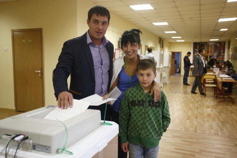 Эксперты МГИК на месте оценили предложенный москвичами участок для «дачного» голосования. Фото: архив, «Вечерняя Москва»
