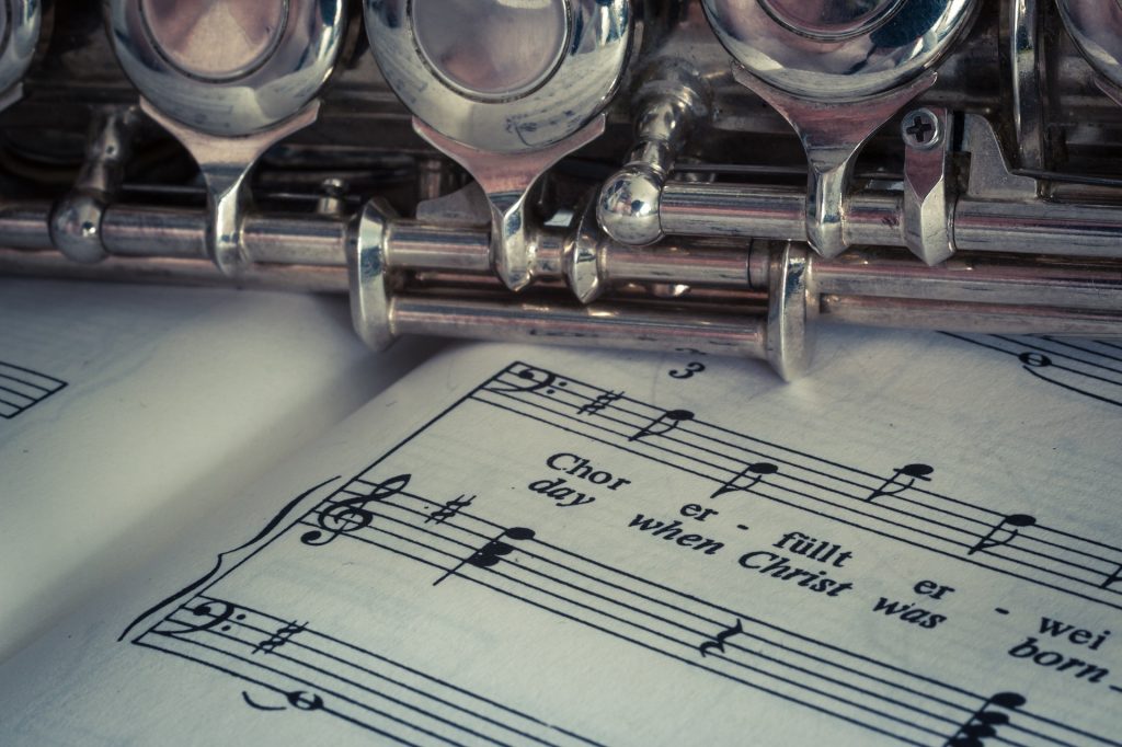 Произведения Баха, Моцарта, Дебюсси, Эшпая сыграют на флейте. Фото: pixabay.com