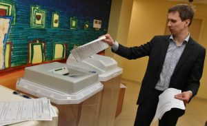 Мосгоризбирком получил свыше 11,5 тыс предложений москвичей по «дачному» голосованию. Фото: архив, «Вечерняя Москва»