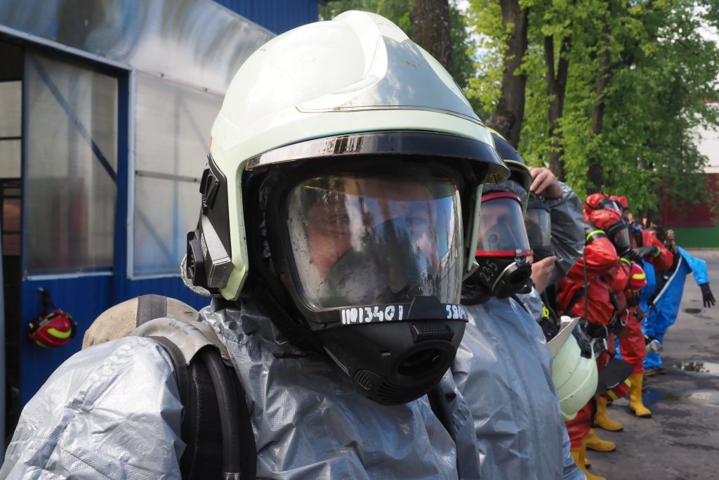 Москвичей уверили в отсутствии угрозы после разлива кислоты на МКАД