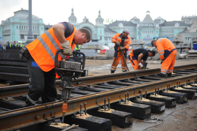 Девять километров трамвайных путей отремонтируют в столице. Фото: Александр Кожохин, «Вечерняя Москва»