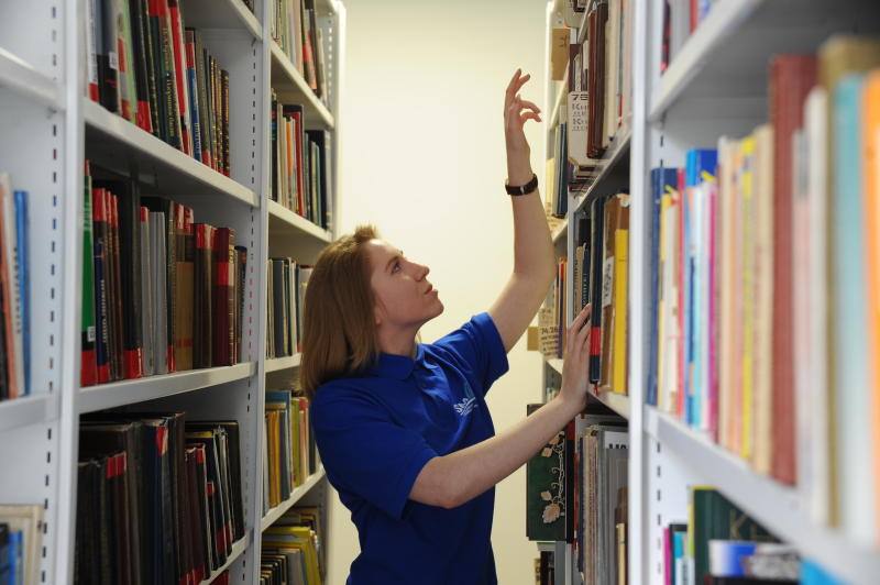 Сотрудники библиотеки имени Фурцевой раздадут самое большое количество книг в рамках городской акции