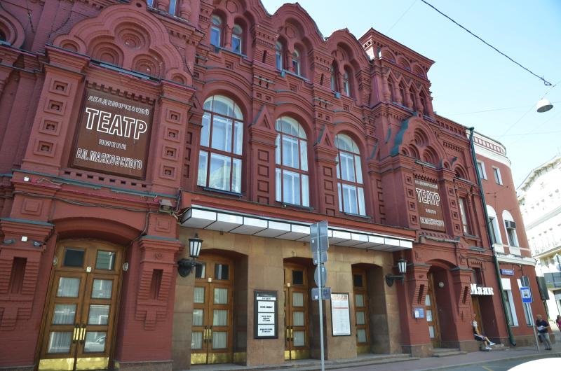 Здание театра имени Владимир Маяковского планируют реконструировать. Фото: Анна Быкова, «Вечерняя Москва»