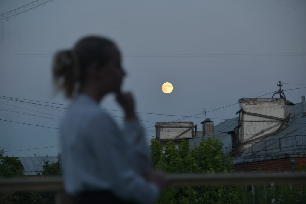 У москвичей остался один вечер для наблюдения Луны и Марса